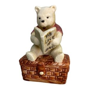 Vintage 1988 Willits Design Disney Winnie the Pooh “The Love of‎ Honey” Figurine